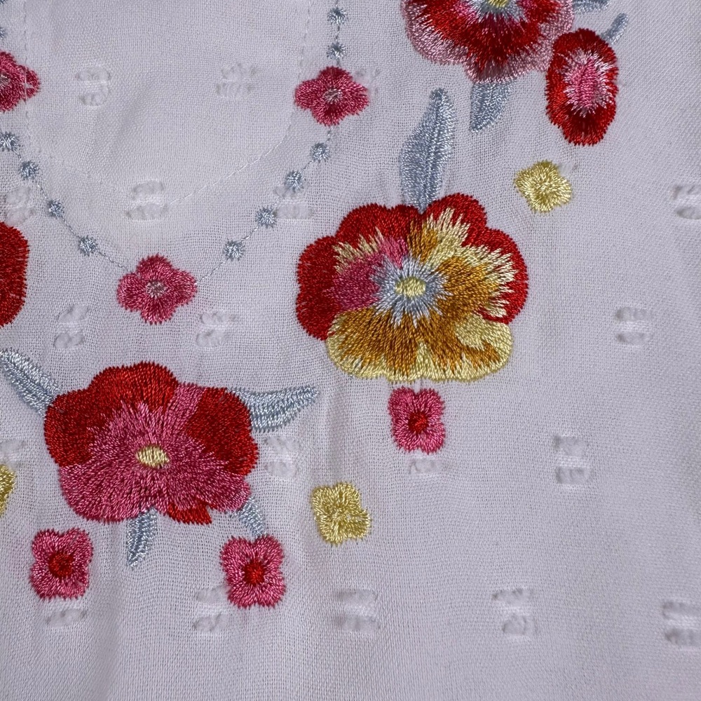 NWT Floral Embroidered Swiss Dot Puff Sleeve‎ Split Neck Blouse Sz S Peasant - Picture 3 of 9